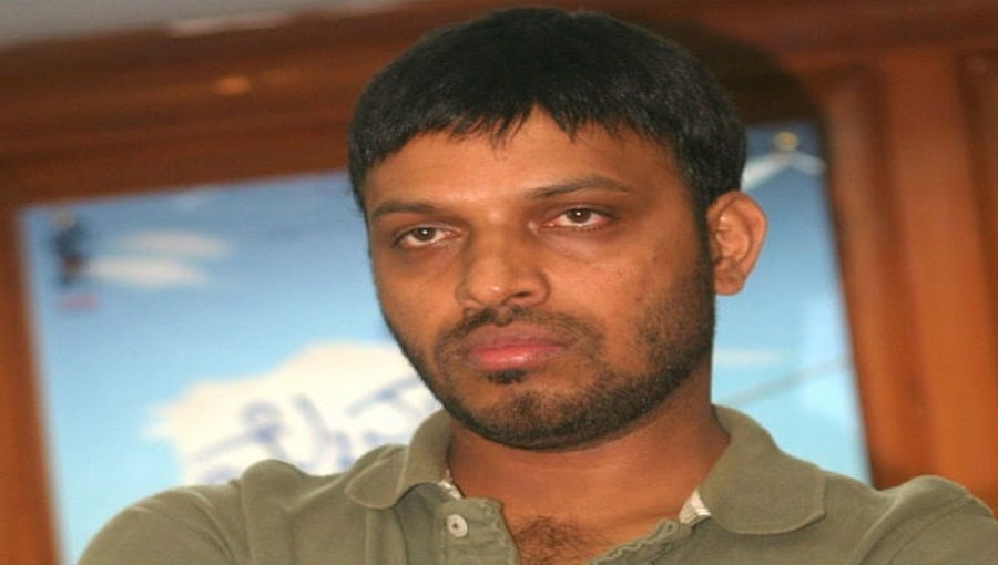 ಬಡವರಿಗಾಗಿ ಉಚಿತ ಆಕ್ಸಿಜನ್ ಸೆಂಟರ್ ಆರಂಭಿಸಿ ಮಾದರಿಯಾದ ಕವಿರಾಜ್