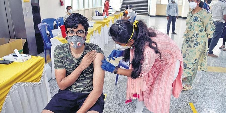 ಕೋವಿಡ್ ಲಸಿಕೆ: ಜಾಗತಿಕ ಟೆಂಡರ್ ರದ್ದುಗೊಳಿಸಿ, ತಯಾರಿಕಾ ಕಂಪನಿಗಳಿಂದಲೇ ನೇರ ಖರೀದಿಗೆ ರಾಜ್ಯ ಸರ್ಕಾರ ನಿರ್ಧಾರ