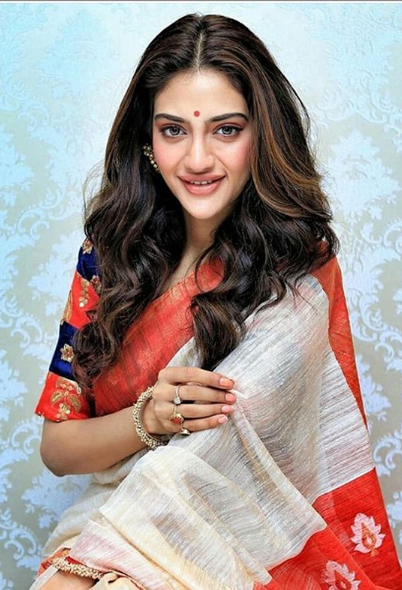 ಇನ್ನು ನುಸ್ರತ್ 6 ತಿಂಗಳ ಗರ್ಭಿಣಿ ಎಂಬ ವಿಚಾರಕ್ಕೆ ಸಂಬಂಧಿಸಿದಂತೆ ಪ್ರತಿಕ್ರಿಯೆ ನೀಡಿದ್ದ ನಿಖಿಲ್ ಜೈನ್, ಮದುವೆ ನೋಂದಣಿ ಮಾಡಿಸೋಣ ಎಂದು ಹೇಳಿದ್ದೆ.. ಆದರೆ ನುಸ್ರತ್ ಜಹಾನ್ ನಿರ್ಲಕ್ಷಿಸಿದರು. ಅಲ್ಲದೆ ನಾವು 6 ತಿಂಗಳನಿಂದ  ಜೊತೆಯಲ್ಲಿಲ್ಲ.. ಆ ಮಗು ನನ್ನದಲ್ಲ.
