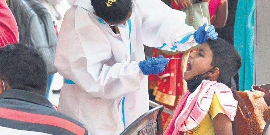 ಕೊರೋನಾ 3ನೇ ಅಲೆ: 1.5 ಲಕ್ಷ ಮಕ್ಕಳಿಗೆ ಸೋಂಕು ಸಾಧ್ಯತೆ- ಸರ್ಕಾರಕ್ಕೆ ತಜ್ಞರ ಸಮಿತಿಯಿಂದ ವರದಿ