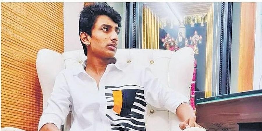 ಹಾಸ್ಯ ನಟನ ಮಗ 'ಹಿರೋ' ಆಗುವುದಕ್ಕೆ ಇದು ಸೂಕ್ತ ಸಮಯ: ರಕ್ಷಕ್ ಸೇನಾ