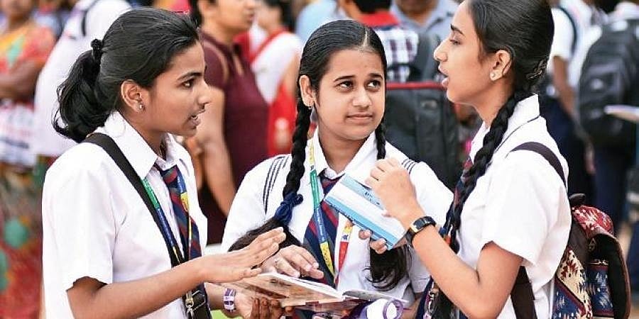 ತಡವಾದರೂ 10, 12ನೇ ತರಗತಿ ಪರೀಕ್ಷೆ ನಡೆಸಿ: ರಾಜ್ಯ ಸರ್ಕಾರಕ್ಕೆ ಗ್ರಾಮೀಣ ಖಾಸಗಿ ಶಾಲೆಗಳ ಆಗ್ರಹ