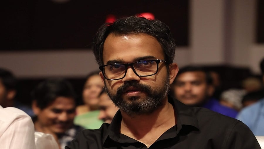 ಕೆಜಿಎಫ್ ಮತ್ತು ಸಲಾರ್ ಕಥೆಗಳ ನಡುವೆ ಸಂಪರ್ಕ; ಪ್ರಶಾಂತ್ ನೀಲ್ ಕೈಚಳಕದ ಬಗ್ಗೆ ಗರಿಗೆದರಿದ ನಿರೀಕ್ಷೆ