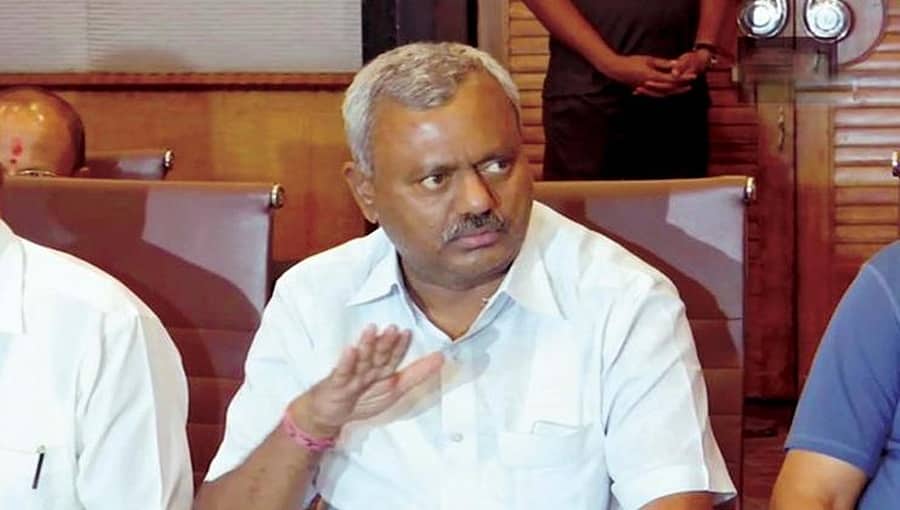 ಅಧಿಕಾರಿಗಳ ಜಗಳ ಬಗ್ಗೆ ಮುಖ್ಯಮಂತ್ರಿ ತೀರ್ಮಾನಿಸುತ್ತಾರೆ, ಜಿಲ್ಲಾ ಉಸ್ತುವಾರಿ ಸ್ಥಾನ ತ್ಯಜಿಸಲು ಸಿದ್ದ: ಎಸ್.ಟಿ. ಸೋಮಶೇಖರ್