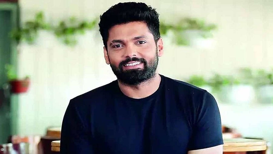 'ಮೊದಲು ನಮ್ಮ ಕೆಲಸ ಮಾತಾಡಲಿ, ಉಳಿದವೆಲ್ಲ ತದನಂತರ. 'ರಿಚರ್ಡ್ ಆಂಟನಿ' ಮೂಲಕ ರಕ್ಷಿತ್ ಶೆಟ್ಟಿ ಉತ್ತರ!