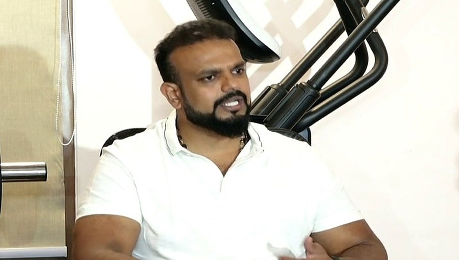 ನನ್ನ ಚಾರಿತ್ರ್ಯವಧೆಗೆ ಯತ್ನಿಸಲಾಗುತ್ತಿದೆ: ನಟ ದರ್ಶನ್ ಸ್ನೇಹಿತರ ಮೇಲೆ ನಿರ್ಮಾಪಕ ಉಮಾಪತಿ ಆರೋಪ