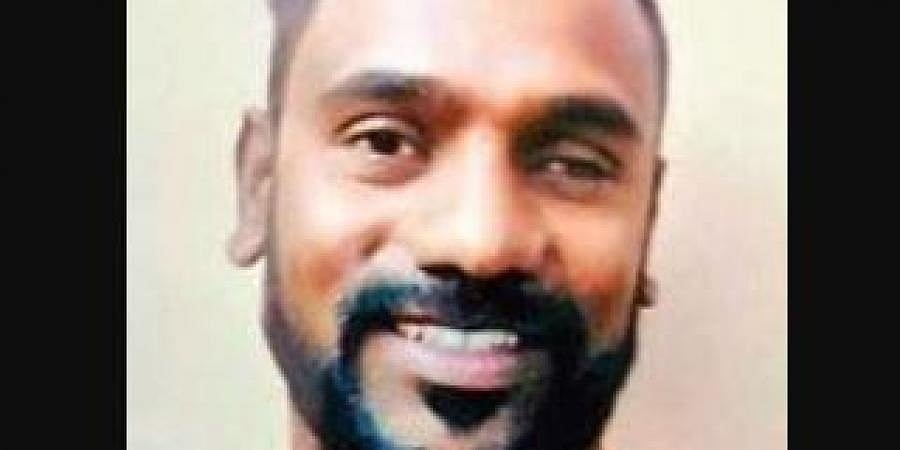 ಬ್ಯಾಂಕ್'ನಲ್ಲಿ ರೌಡಿಶೀಟರ್ ಕೊಲೆ ಪ್ರಕರಣ: ಹಂತಕರಿಗಾಗಿ ನೆರೆರಾಜ್ಯಗಳಲ್ಲಿ ಪೊಲೀಸರ ಶೋಧ
