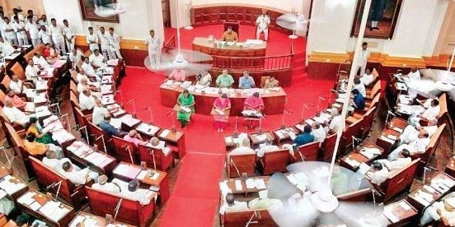 ಕೇರಳ ವಿಧಾನಸಭೆಯಲ್ಲಿ ರಾಜ್ಯದ ಹೆಸರು 'ಕೇರಳಂ' ಎಂದು ಮರುನಾಮಕರಣ ಮಾಡುವಂತೆ ಆಗ್ರಹಿಸಿ ನಿರ್ಣಯ ಅಂಗೀಕಾರ