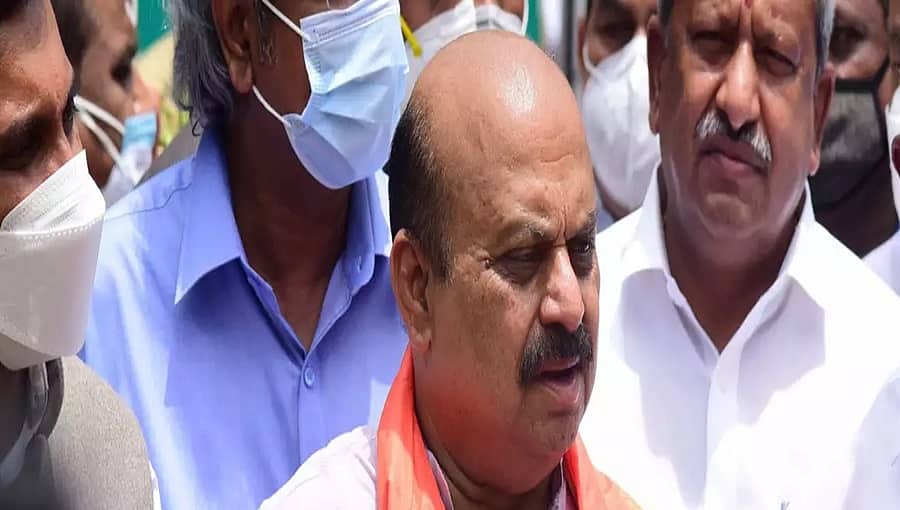 ಸಿಎಂ ಬಸವರಾಜ ಬೊಮ್ಮಾಯಿ ಸಂಪುಟದಲ್ಲಿ ಹೊಸ ಮುಖಗಳಿಗೆ ಮನ್ನಣೆ-ಕೆಲ ಹಿರಿಯರಿಗೂ ಆದ್ಯತೆ, ಸಂಪುಟ ರಚನೆ ಕಸರತ್ತು