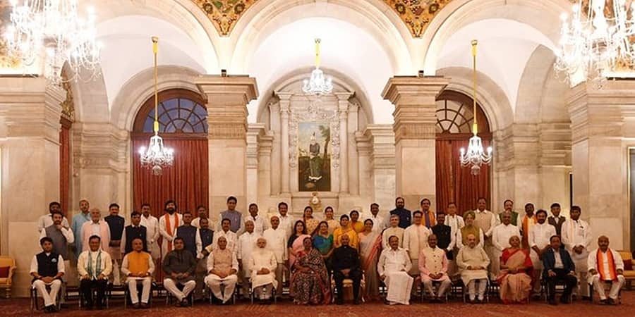 ಕೇಂದ್ರ ಸಂಪುಟ ಪುನರ್ ರಚನೆ: ರಾಷ್ಟ್ರಪತಿ ಭವನದಲ್ಲಿ 43 ನೂತನ ಸಚಿವರಿಂದ ಪದಗ್ರಹಣ