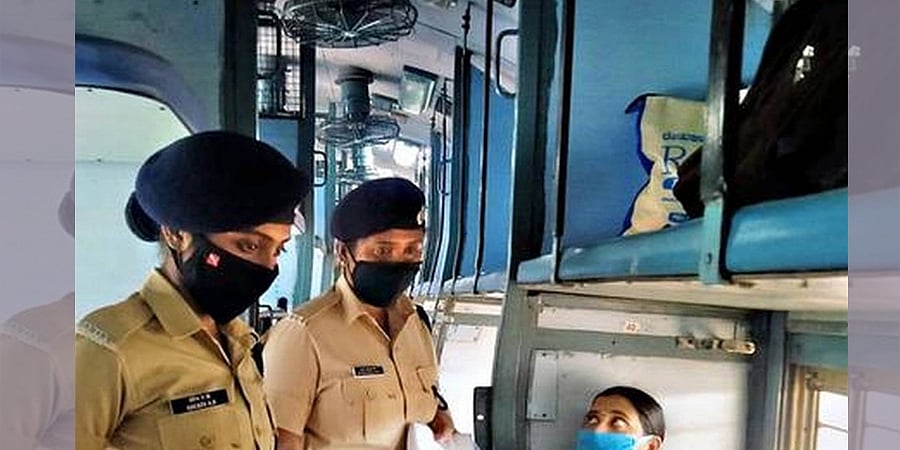 ರೈಲು ಪ್ರಯಾಣಿಕರ ಸುರಕ್ಷತೆಗೆ ವಿಶೇಷ ಕಾರ್ಯಪಡೆ ರಚನೆ
