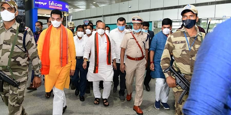 ಕೇರಳಿಗರ ಪ್ರತಿಭಟನೆ, ಆಕ್ರೋಶದ ಸುಳಿವು: ಸಿಎಂ ಬೊಮ್ಮಾಯಿ ತಲಪ್ಪಾಡಿ ಚೆಕ್ ಪೋಸ್ಟ್ ಭೇಟಿ ರದ್ದು!
