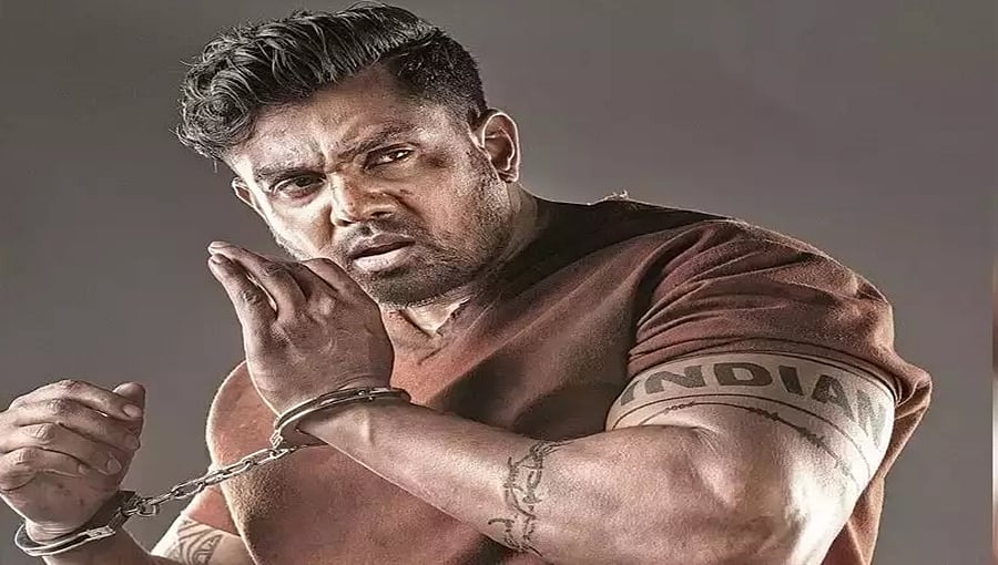 ಅಮೃತ ಮಹೋತ್ಸವದಂದು ಶುಭ ಸುದ್ದಿ ನೀಡಿದ ಆ್ಯಕ್ಷನ್ ಪ್ರಿನ್ಸ್; ಹೊಸ ಚಿತ್ರದ ಟೈಟಲ್ ಲಾಂಚ್, ವಿಡಿಯೋ!