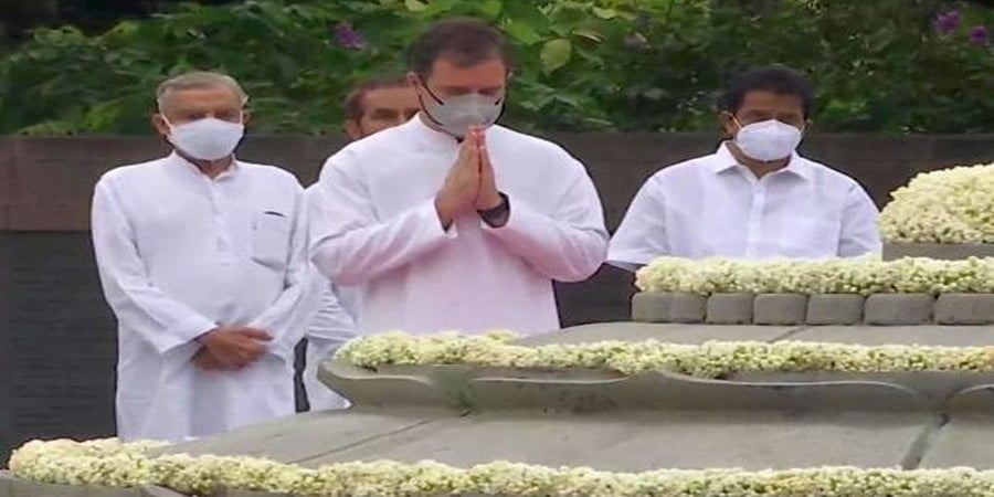 ರಾಜೀವ್ ಗಾಂಧಿ 77ನೇ ಜನ್ಮ ದಿನಾಚರಣೆ: ರಾಹುಲ್ ಸೇರಿದಂತೆ ಹಲವು ಗಣ್ಯರಿಂದ ಗೌರವ ನಮನ