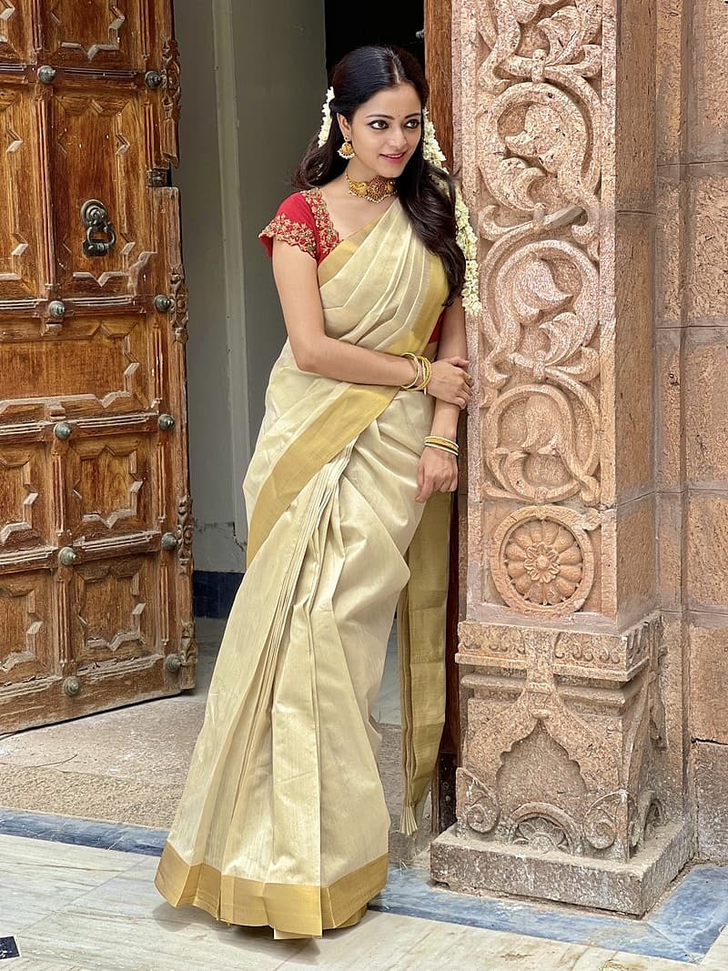 ಓಣಂ ಹಬ್ಬಕ್ಕೆ ವಿಶೇಷ ಉಡುಗೆ ತೊಟ್ಟು ಸಂಭ್ರಮಿಸಿದ ನಟಿ