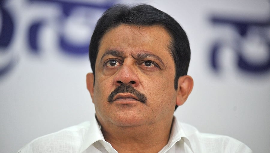 ಪ್ರಬಲ ಮುಸ್ಲಿಂ ನಾಯಕರಿಗೆ ಕಿರುಕುಳ ನೀಡುವ ಪ್ರಯತ್ನ: ನಾನು ಮನೆ ಕಟ್ಟಿಸಿದ್ದೇ ದೊಡ್ಡ ಅಪರಾಧವೇ?