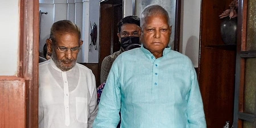 ದೆಹಲಿಯಲ್ಲಿ ಶರದ್ ಯಾದವ್ ಭೇಟಿ ಮಾಡಿದ ಲಾಲು, ಚಿರಾಗ್ ಪಾಸ್ವಾನ್ ಗೆ ಬೆಂಬಲ