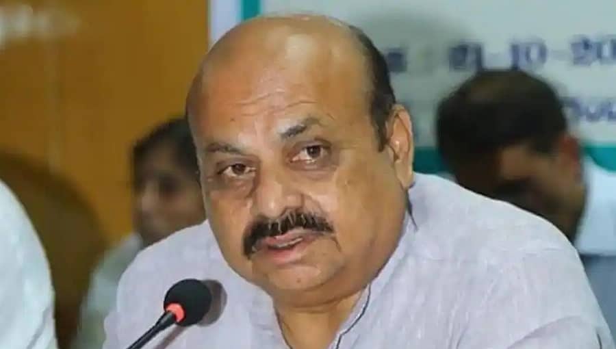 ದೆಹಲಿ ಯಾತ್ರೆ ಮುಗಿಸಿ ಬೆಂಗಳೂರಿಗೆ ಬಂದಿಳಿದ ಸಿಎಂ ಬಸವರಾಜ ಬೊಮ್ಮಾಯಿ, ಪ್ರಕಟಿಸಲಿದ್ದಾರೆಯೇ ನೂತನ ಸಚಿವರ ಪಟ್ಟಿ?