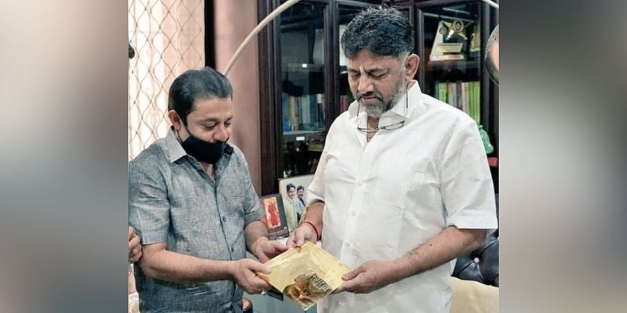 'ಜಮೀರ್ ಅಹ್ಮದ್ ಖಾನ್ ಆಸ್ತಿ ಮೇಲೆ ಇಡಿ ದಾಳಿ ನಡೆಸಿದ್ದಕ್ಕೆ ಡಿಕೆಶಿವಕುಮಾರ್ ಗೆ ಖುಷಿಯಾಗಿದೆ'