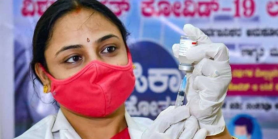 '2ನೇ ಡೋಸ್ ಕೋವಿಡ್ ಲಸಿಕೆ ತಪ್ಪಿಸಿಕೊಂಡ 11 ಕೋಟಿ ಮಂದಿ': ರಾಜ್ಯ ಆರೋಗ್ಯ ಸಚಿವರ ಸಭೆ ಕರೆದ ಕೇಂದ್ರ