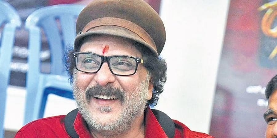 'ಹೆಡ್ ಬುಷ್' ನಲ್ಲಿ ಪ್ರೊಫೆಸರ್ ಆಗಿ ಕ್ರೇಜಿಸ್ಟಾರ್ ರವಿಚಂದ್ರನ್ ಎಂಟ್ರಿ!