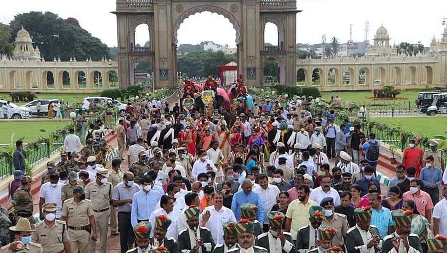 ಮೈಸೂರು ದಸರಾ ಉದ್ಘಾಟಕರ ಹೆಸರು ಅಂತಿಮವಾಗಿಲ್ಲ, ಸಿಎಂ ಬೊಮ್ಮಾಯಿ ತೀರ್ಮಾನಿಸುತ್ತಾರೆ: ಸಚಿವ ಎಸ್.ಟಿ. ಸೋಮಶೇಖರ್