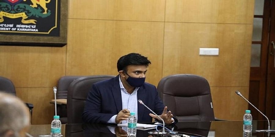 ಸಾಧನೆಯ ಲಸಿಕಾ ಗುರಿ ತಲುಪಿದ ಕರ್ನಾಟಕ; ಪಡೆದವರಲ್ಲಿ ಮಹಿಳೆಯರೇ ಹೆಚ್ಚು: ಸಚಿವ ಡಾ. ಸುಧಾಕರ್