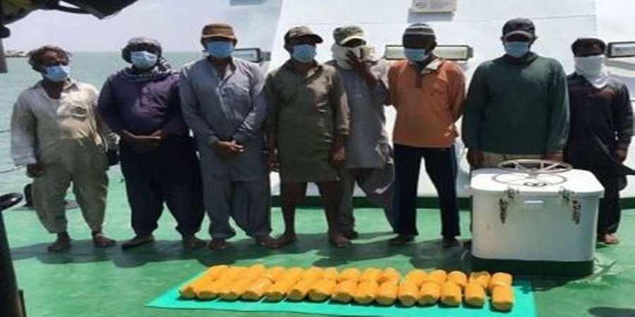 ಗುಜರಾತ್: 250 ಕೋಟಿ ರೂ. ಮೌಲ್ಯದ ಡ್ರಗ್ಸ್ ನೊಂದಿಗೆ ಇರಾನಿಯನ್ ಬೋಟ್ ಎಟಿಎಸ್ ವಶಕ್ಕೆ