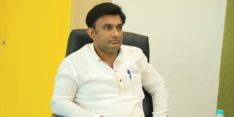 ಮಹಿಳೆಯರ ಬಗ್ಗೆ ಸಚಿವ ಸುಧಾಕರ್ ಹೇಳಿಕೆ ಅವರ 'ಮನುವಾದಿ' ಚಿಂತನೆಯನ್ನು ತೋರಿಸುತ್ತಿದೆ: ಸುಭಾಷಿಣಿ ಅಲಿ