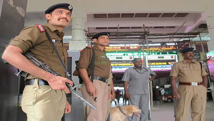 ಐಎಸ್ ಐ ಬೆಂಬಲಿತ ಉಗ್ರ ಗುಂಪುಗಳಿಂದ ಬಿಹಾರದ 13 ಜಿಲ್ಲೆಗಳಿಗೆ ದಾಳಿ ಸಾಧ್ಯತೆ: ರೈಲ್ವೆ ಭದ್ರತಾ ಪಡೆಗೆ ಎಚ್ಚರಿಕೆ ಕರೆಗಂಟೆ 