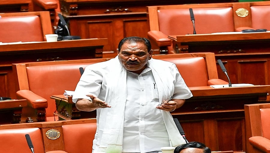 ಸಿದ್ರಾಮಣ್ಣ ಸಿಎಂ ಆಗಿದ್ದರಿಂದಲೇ ನಾನು ಎರಡು ಬಾರಿ ಎಂಎಲ್ಎ ಆಗಿದ್ದು: ಜೆಡಿಎಸ್ ಶಾಸಕ ಶಿವಲಿಂಗೇಗೌಡ!