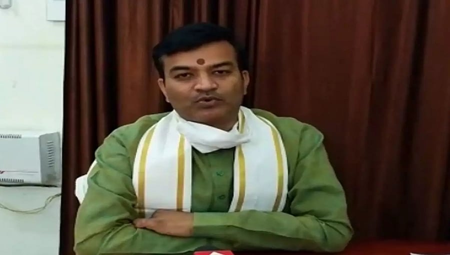 ರಾಮ, ಕೃಷ್ಣ, ಶಿವ ಮುಸ್ಲಿಮರ ಪೂರ್ವಜರು; ಅವರು 'ಭಾರತೀಯ ಸಂಸ್ಕೃತಿ'ಗೆ ತಲೆಬಾಗಲೇಬೇಕು: ಉತ್ತರ ಪ್ರದೇಶ ಸಚಿವ