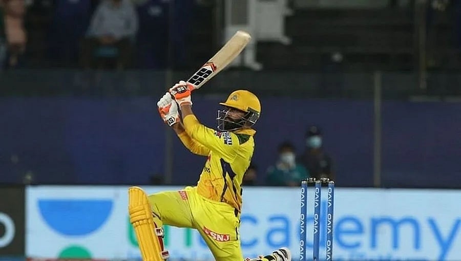 ಪಂದ್ಯದ ಕೊನೆಯಲ್ಲಿ ಸೋಲಿನ ದಿಕ್ಕನ್ನು ಬದಲಿಸಿದ ಜಡೇಜಾ: ಚೆನ್ನೈಗೆ 3 ವಿಕೆಟ್ ಜಯ, ಧೋನಿಗೆ ಪಡೆಗೆ ಅಗ್ರ ಪಟ್ಟ