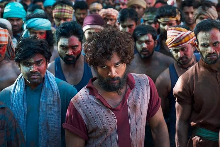 ಸ್ಟಾರ್ ಗಳ ಸಮ್ಮಿಲನ- ಪುಷ್ಪಾದಲ್ಲಿ ಅಲ್ಲು ಅರ್ಜುನ್- ರಶ್ಮಿಕಾ ಹೊರತು ಪಡಿಸಿ ಪ್ರಕಾಶ್ ರಾಜ್, ಫಹಾದ್ ಫಾಜಿಲ್, ವಿಜಯ್ ಸೇತುಪತಿ, ಜಗಪತಿ ಬಾಬು, ಡಾಲಿ ಧನಂಜಯ್ ಮತ್ತಿತರರು ನಟಿಸಿದ್ದಾರೆ.