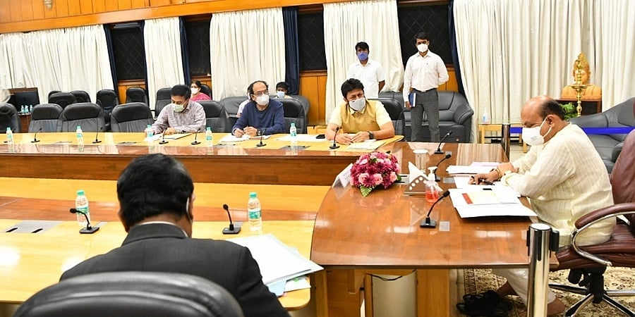 ಬೆಂಗಳೂರು ಅಂತರರಾಷ್ಟ್ರೀಯ ಚಿತ್ರೋತ್ಸವಕ್ಕೆ ವಿದೇಶಿ ಚಿತ್ರತಂಡಗಳನ್ನು ಆಹ್ವಾನಿಸಲು ಮುಖ್ಯಮಂತ್ರಿ ಸಲಹೆ