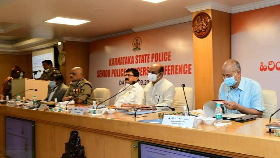 ಅಕ್ರಮ ವಿದೇಶಿಗರ ಮೇಲೆ ನಿಗಾ ಇಡಿ: ಪೊಲೀಸರಿಗೆ ಗೃಹ ಸಚಿವ ಆರಗ ಸೂಚನೆ