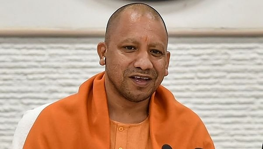 'ಉತ್ತರ ಪ್ರದೇಶದಲ್ಲಿ ಯೋಗಿ ಆದಿತ್ಯನಾಥ ನೇತೃತ್ವದ ಬಿಜೆಪಿ ಇಸ್ಪೀಟ್ ಕಾರ್ಡ್ಗಳ ಮನೆಯಂತೆ ಮುರಿದುಬೀಳಲಿದೆʼ