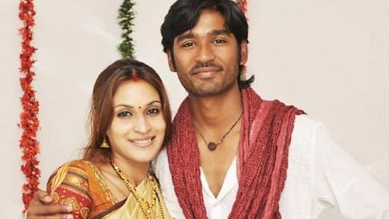 ಧನುಷ್ ಹಾಗೂ ಐಶ್ವರ್ಯಾ ಲವ್ ಸ್ಟೋರಿ ತಿಳಿಸಿದ್ದ ರಜನಿ, ಇಬ್ಬರನ್ನೂ ಚಿಕ್ಕ ವಯಸ್ಸಿನಲ್ಲೇ ಮದುವೆ ಮಾಡಿದ್ದರು.