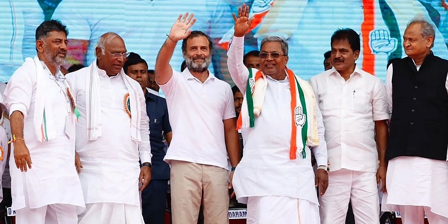 ಮೋದಿ ಪ್ರಧಾನಿಯಾದ ನಂತರ ಜನತೆ ಭಯದಲ್ಲಿ, ಶ್ರೀರಾಮುಲುವಿಗೆ ಇತಿಹಾಸ ಗೊತ್ತಿಲ್ಲ : ಸಿದ್ದರಾಮಯ್ಯ