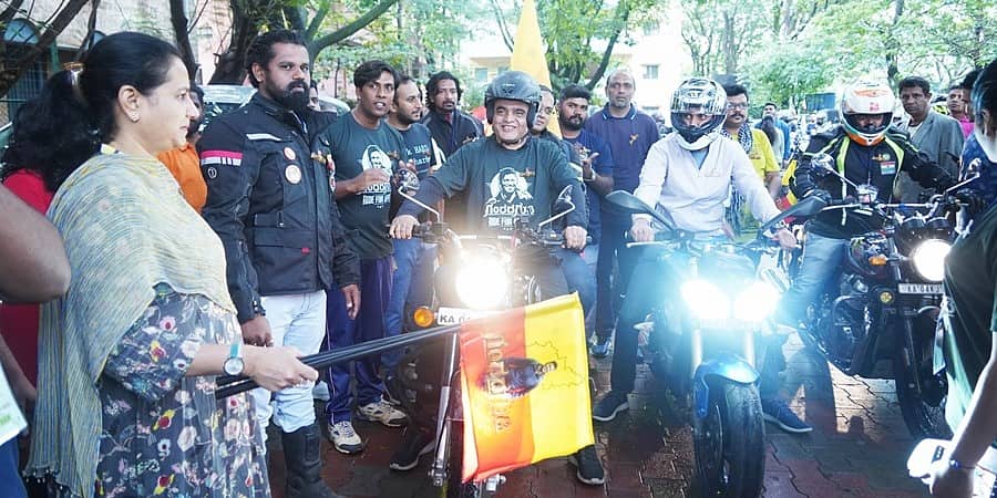 'ಗಂಧದ ಗುಡಿ' ಬೈಕ್ ರ್ಯಾಲಿಗೆ ಚಾಲನೆ