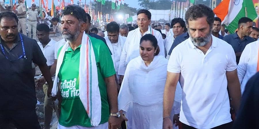 ಭಾರತ್ ಜೋಡೊ ಯಾತ್ರೆಯಲ್ಲಿ ನಟಿ ರಮ್ಯಾ ಪ್ರತ್ಯಕ್ಷ, ರಾಹುಲ್ ಗಾಂಧಿ ಜತೆ ಹೆಜ್ಜೆ ಹಾಕಿದ ಪದ್ಮಾವತಿ