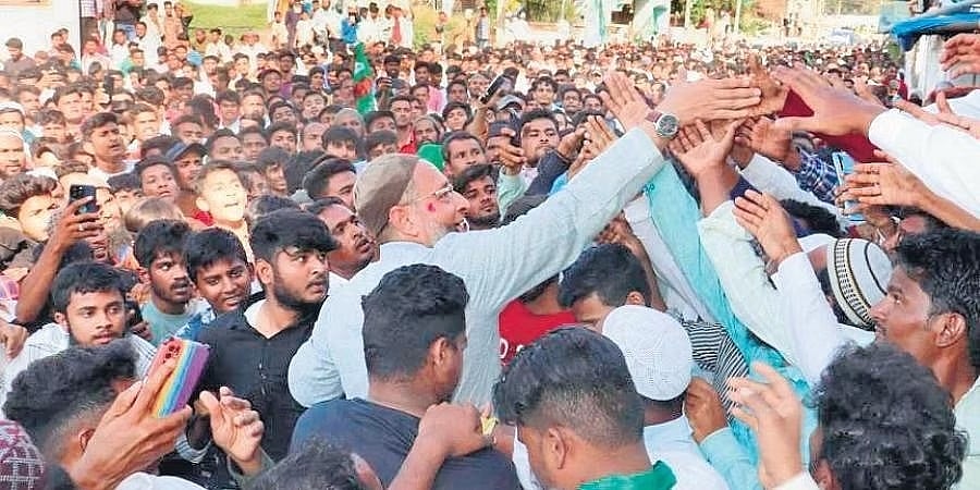 ಯತ್ನಾಳ್​ಗೆ​ ಪಾಕಿಸ್ತಾನದ ಮೇಲೆ ಪ್ರೀತಿ ಇದೆ, ಅದಕ್ಕೇ ಪದೇ ಪದೇ ಪ್ರಸ್ತಾಪಿಸುತ್ತಾರೆ: ಓವೈಸಿ