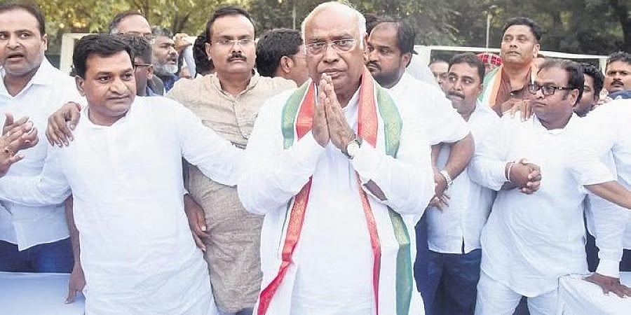 ಕಾಂಗ್ರೆಸ್ ಕಾರ್ಯಕಾರಿ ಸಮಿತಿ: ನೂತನ ಅಧ್ಯಕ್ಷ ಮಲ್ಲಿಕಾರ್ಜುನ ಖರ್ಗೆಗೆ ಗೊಂದಲ, ನಾಯಕರಿಗೆ ಚುನಾವಣೆ ಮೇಲೆ ಒಲವು