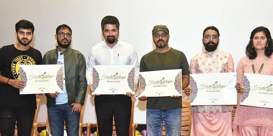 ಸಿನಿಮಾ ಆಗುತ್ತಿದೆ ರಕ್ಷಿತ್ ತೀರ್ಥಹಳ್ಳಿ ಅವರ 'ಕಾಡಿನ ನೆಂಟರು' ಕಾದಂಬರಿ!
