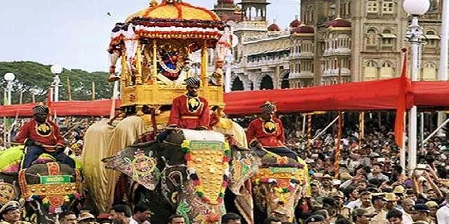 ನಾಡಿನಾದ್ಯಂತ ವಿಜಯ ದಶಮಿ ಸಂಭ್ರಮ, ಜಂಬೂ ಸವಾರಿಗೆ ಸಕಲ ಸಿದ್ಧತೆ
