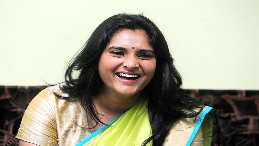 ಸ್ಯಾಂಡಲ್ ವುಡ್ ಕ್ವೀನ್ ರಮ್ಯಾ ನಿರ್ಮಾಣದ ಹೊಸ ಸಿನಿಮಾ ಟೈಟಲ್ ರಿವೀಲ್: ಡೈರೆಕ್ಷರ್ ಯಾರು ಗೊತ್ತೆ?