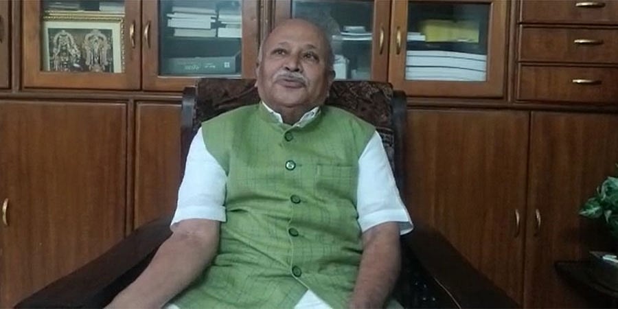 ಸಿದ್ದರಾಮಯ್ಯ ಬಗ್ಗೆ ಆಕ್ಷೇಪಾರ್ಹ ಪಿಸುಮಾತು: ಮುಕುಡಪ್ಪ ಮನೆಗೆ ಅಭಿಮಾನಿಗಳ ಮುತ್ತಿಗೆ, ಕ್ಷಮೆ ಕೇಳಿದ ಕುರುಬ ನಾಯಕ