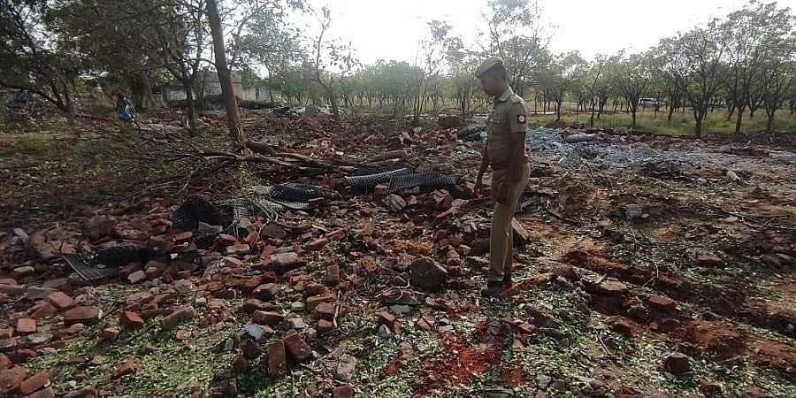 ಮಧುರೈ ಪಟಾಕಿ ಕಾರ್ಖಾನೆಯಲ್ಲಿ ಸ್ಫೋಟ, ಐವರು ಸಾವು; 5 ಲಕ್ಷ ರೂ ಪರಿಹಾರ ಘೋಷಿಸಿದ ಸಿಎಂ ಸ್ಟಾಲಿನ್