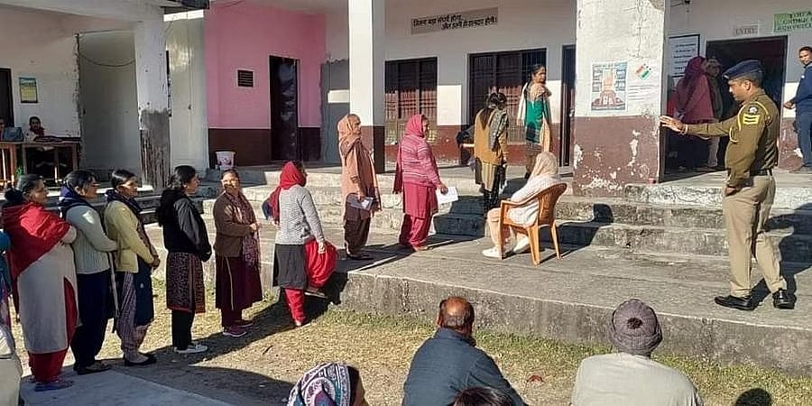 ಹಿಮಾಚಲ ಪ್ರದೇಶ ಚುನಾವಣೆ ಮತದಾನ ಮಂದಗತಿಯಲ್ಲಿ ಆರಂಭ: ಬೆಳಗ್ಗೆ 9 ಗಂಟೆಯವರೆಗೆ ಶೇ.5.02 ಮತದಾನ