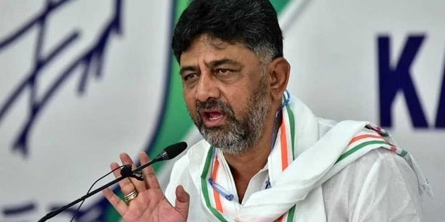 ಸಾಮಾನ್ಯ ಕಾರ್ಯಕರ್ತರು ಪೋಸ್ಟರ್ ಅಂಟಿಸಲು ಮಾತ್ರವೇ? ಹೆಚ್ಚಿನ ದುಡ್ಡು ಕೊಡುವವರಿಗೆ ಬ್ಲಾಕ್‌ನಲ್ಲಿ ಟಿಕೆಟ್ ಮಾರಿಕೊಳ್ಳುವರೇ?